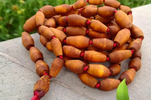 How do tulsi and Krishna relate