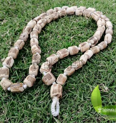 Big to Small ISKCON 54+1 Original Tulsi Japa Mala 3