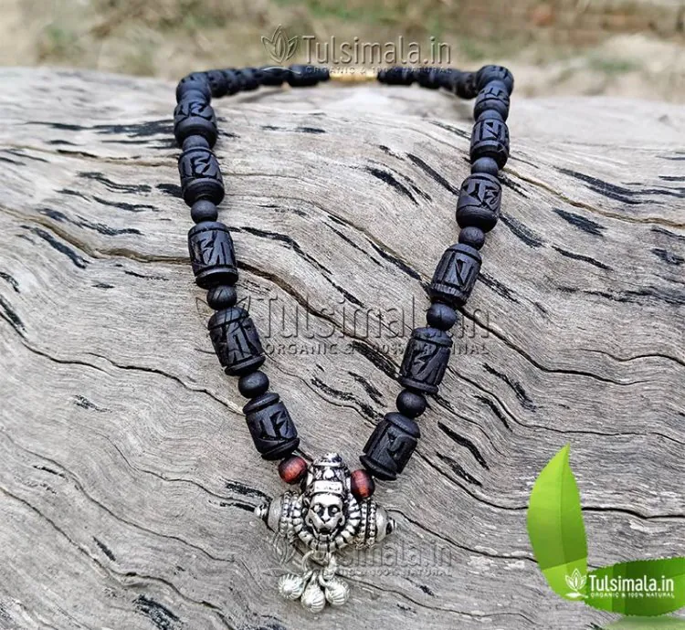 92.5% Silver Narasimha Kavach with Shyama Tulsi Radha Beads